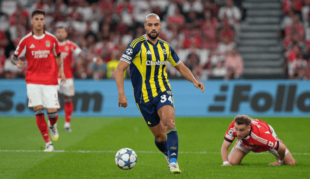 ريال بيتيس يعزز خط وسطه بضم نجم المنتخب المغربي سفيان أمرابط