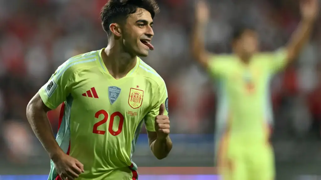 إبداع بيدري يؤهله لمصاف نجوم إسبانيا الاستثنائيين